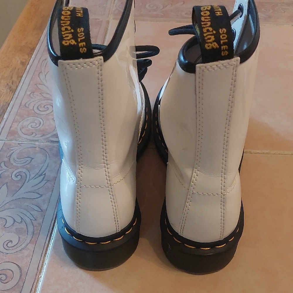Dr. Martens White Patent Leather Boots with Black Laces - Picture 5 of 8